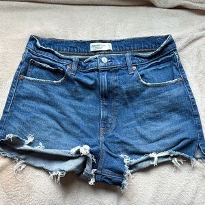 ABERCROMBIE— the cutoff short high rise